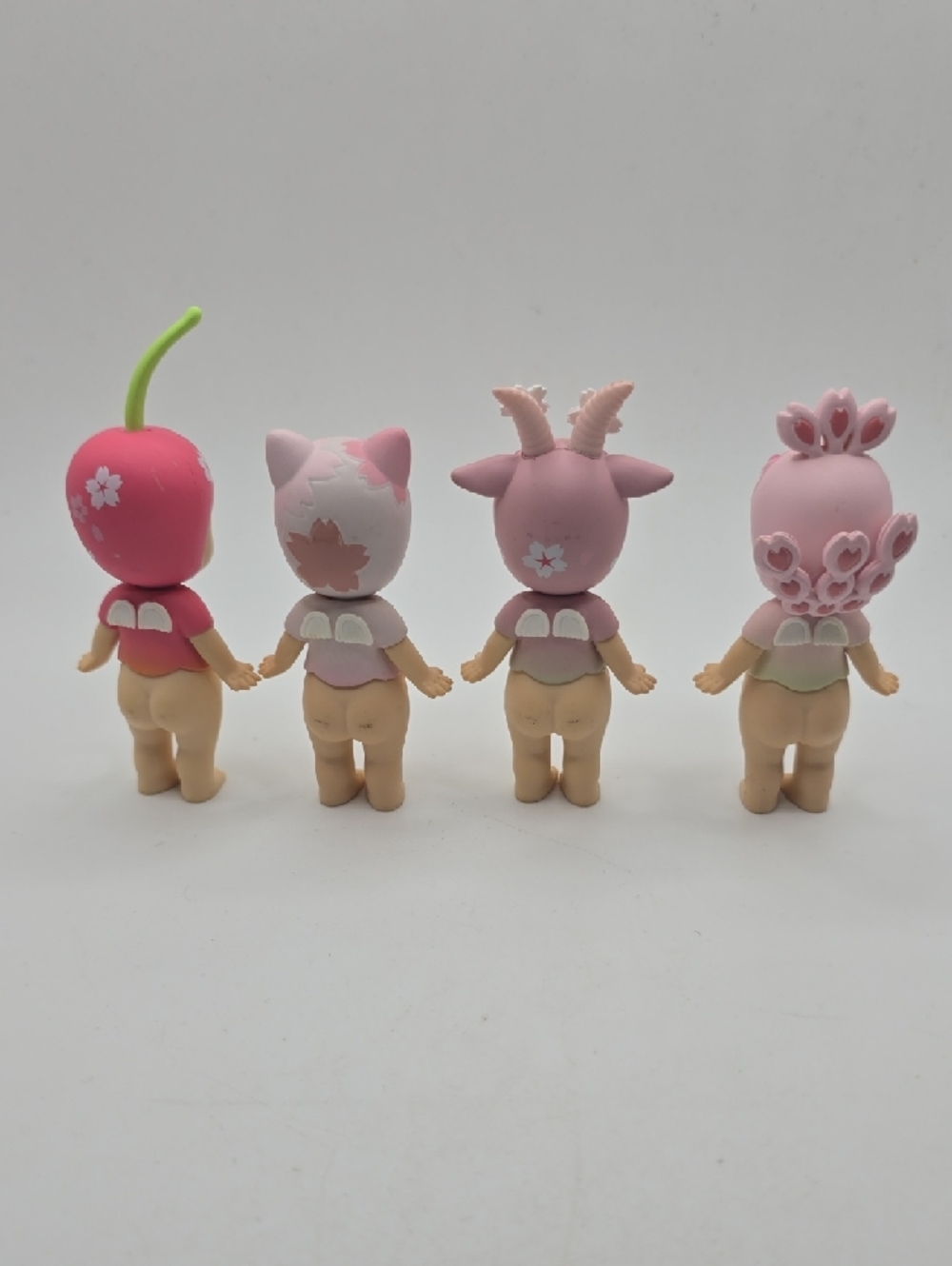 Authentic Sonny Angel Cherry Blossom Series Mini Fig - Picture 3 of 5